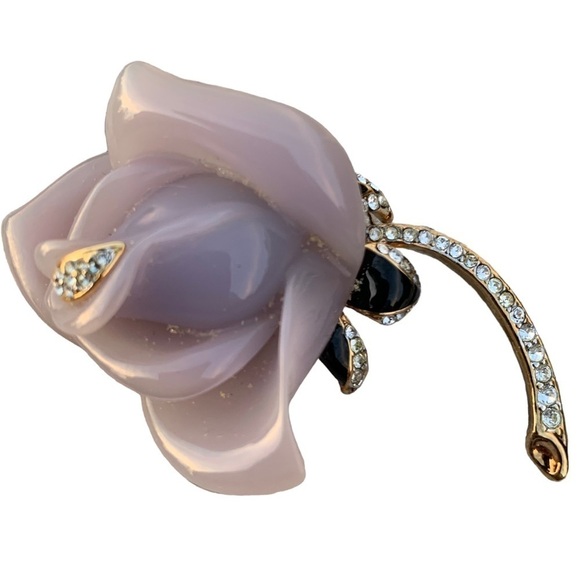 KJL Kenneth Jay Lane Rose Flower Brooch Gray Purple Lucite Rhinestones Enamel - Picture 1 of 3